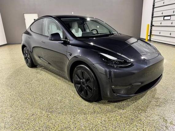 TESLA MODEL Y 2025 7SAYGAEE3SF225772 image